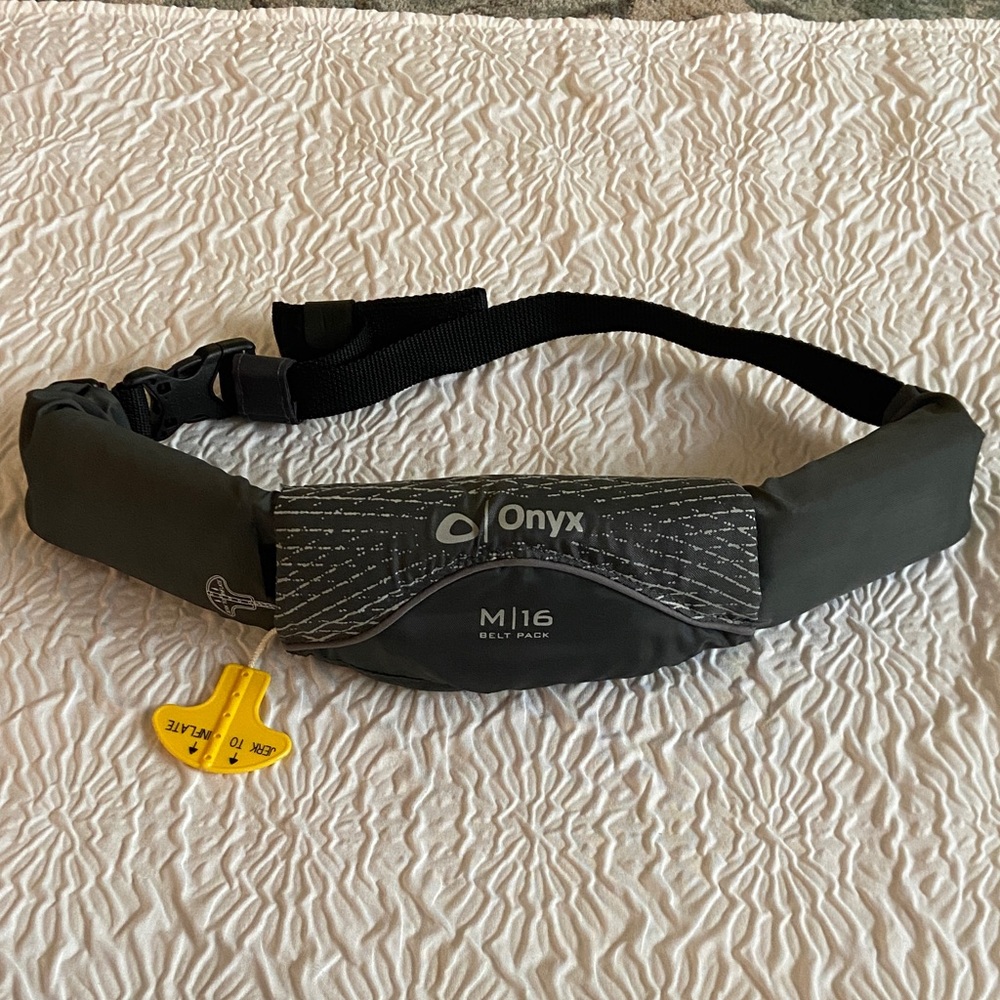 Onyx M-16 Belt Pack in Dark Gray